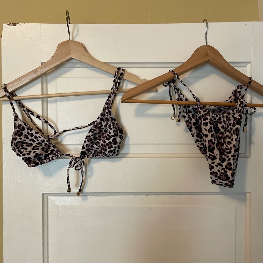 Black Bough size small swim set